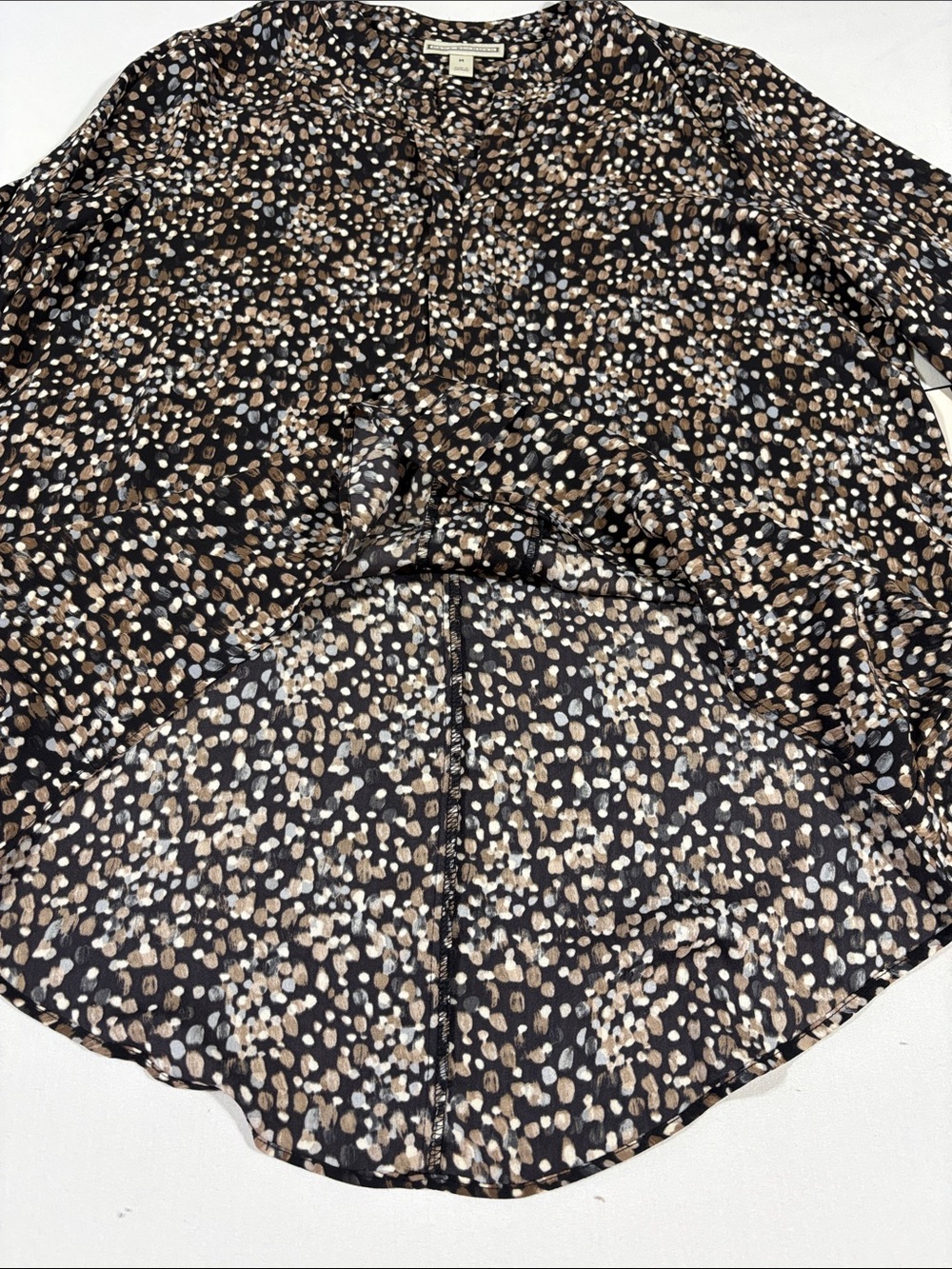 NWT Dana Buchman Split-Neck Blouse with Brown and Cream Dots Medium 3/4 sleeves - Picture 14 of 14